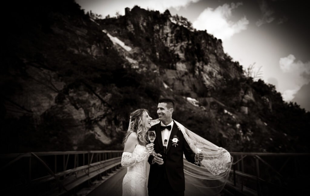 Scatto in una villa storica della Lucchesia, scatto del fotografo più scelto a Lucca su Matrimonio.com.